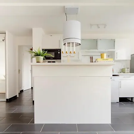 Superbe - 6p/2bdr Appartement *